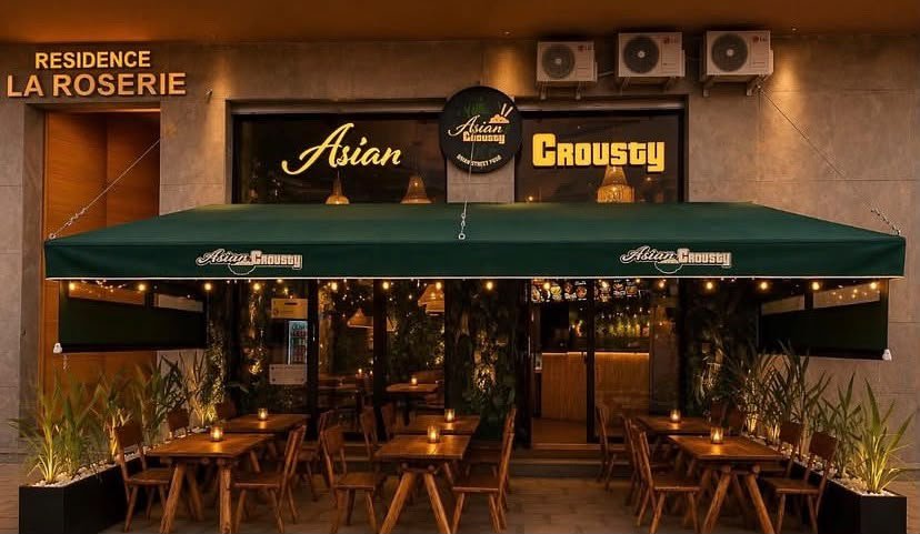 Concept Storefront Asian Crousty